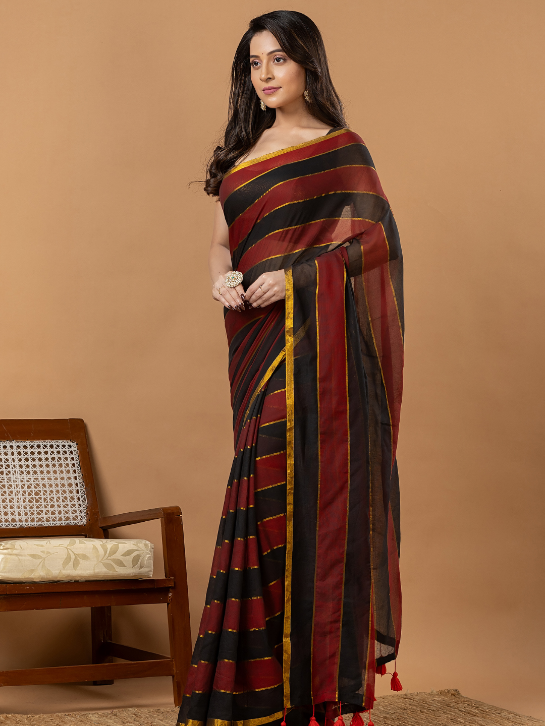 Pure Handloom Mul Cotton Saree | Black And Rust Stripes