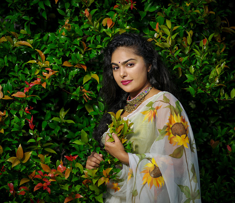 Ivory White With Sunflower Floral- Organza Hand-painted Saree-013