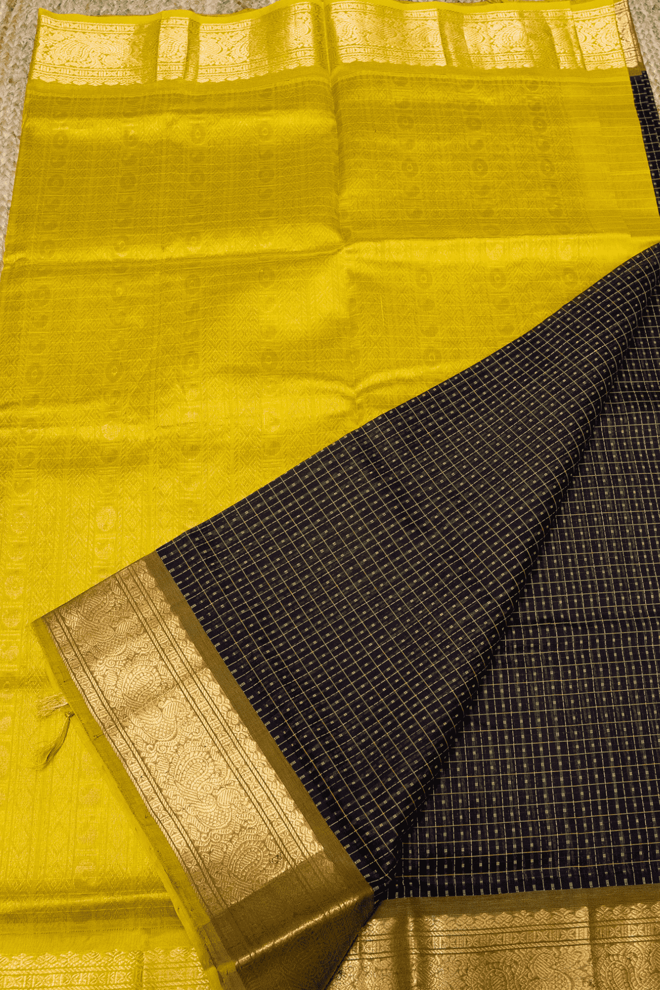 Pure Handloom Korvai Saree | Lakshadeepam | Olive Green