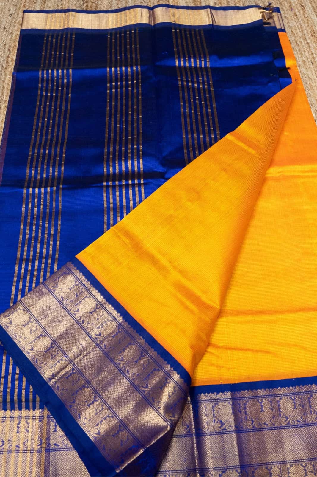 Pure handloom Korvai Saree in Golden Yellow and Golden Purple Border - 050
