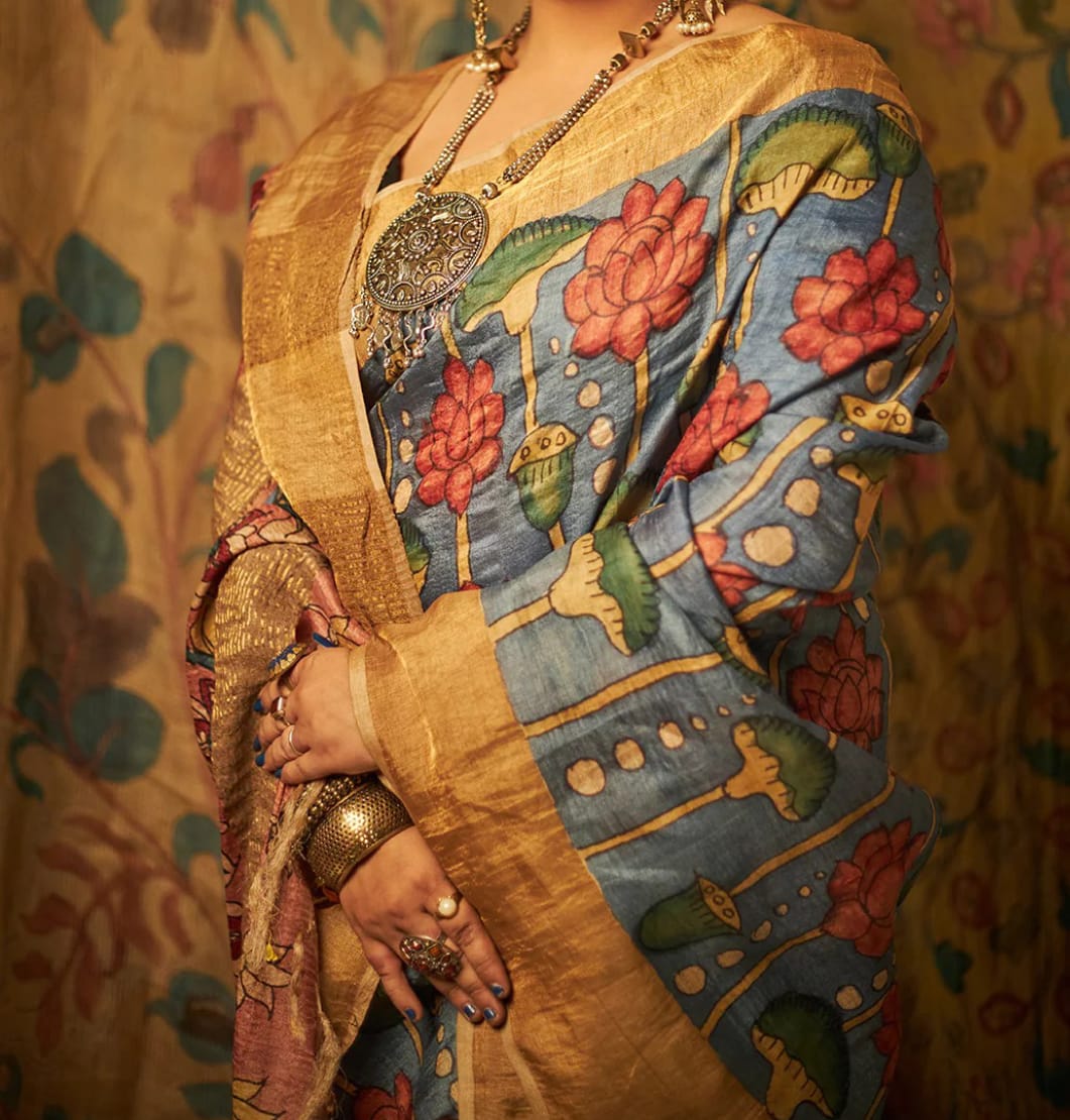 Sky Blue Lotus Floral Tussar Kalamkari Saree-018