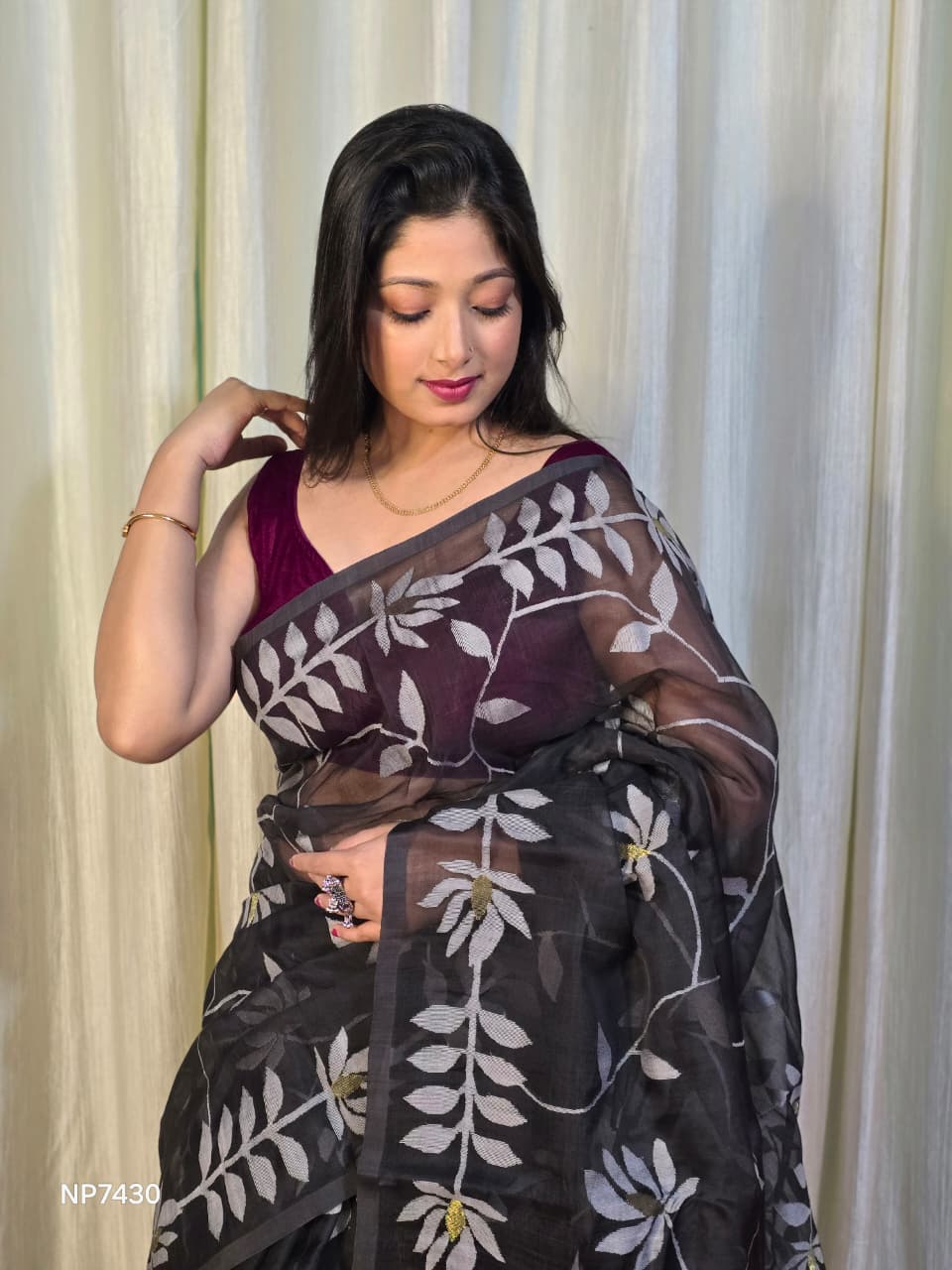 Pure Tantuj Muslin Jamdani Needle Work Handwoven Saree In Soft Black - 161