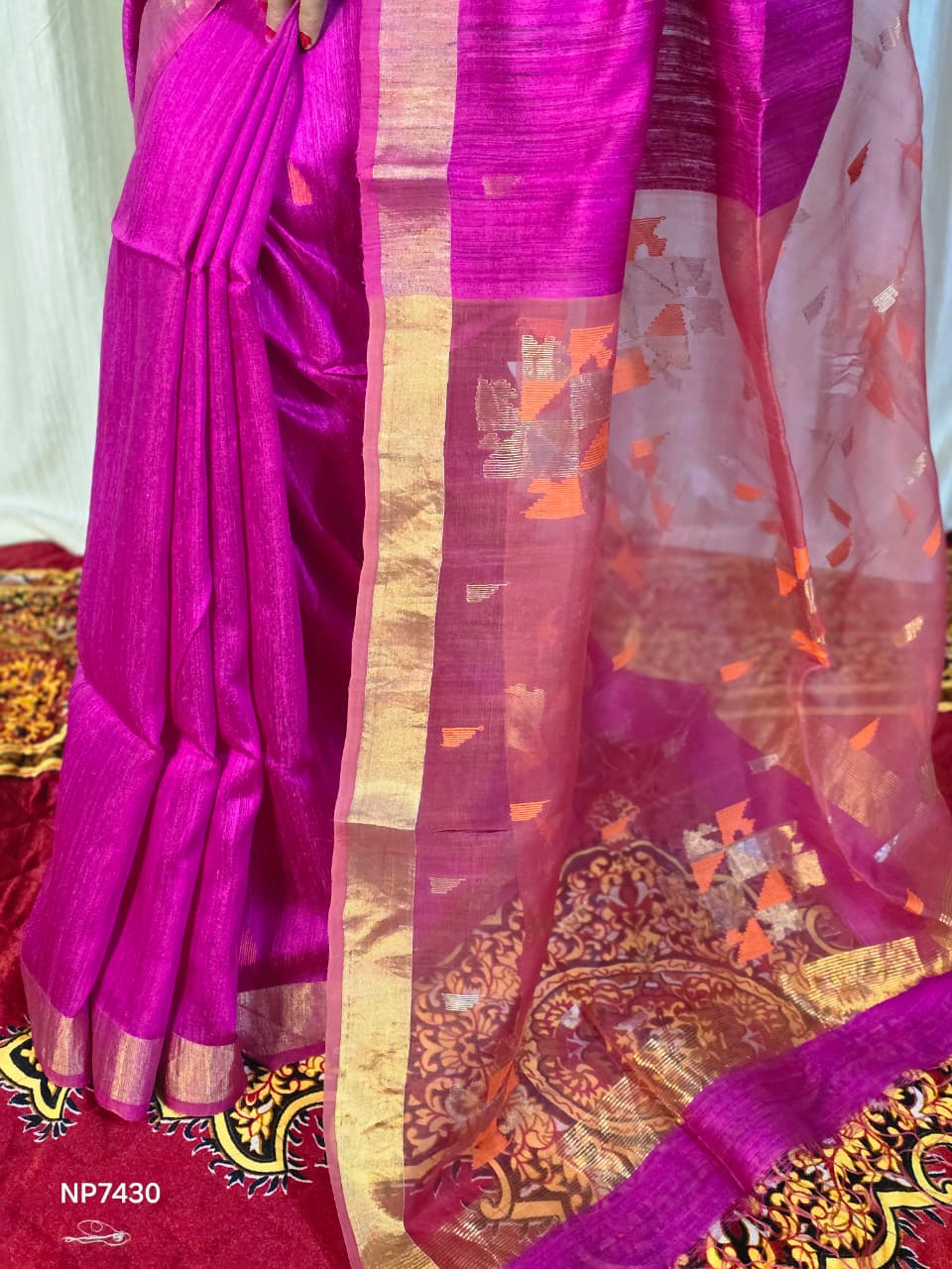 Pure Matka Jamdani Handwoven Saree In Grape Purple - 164