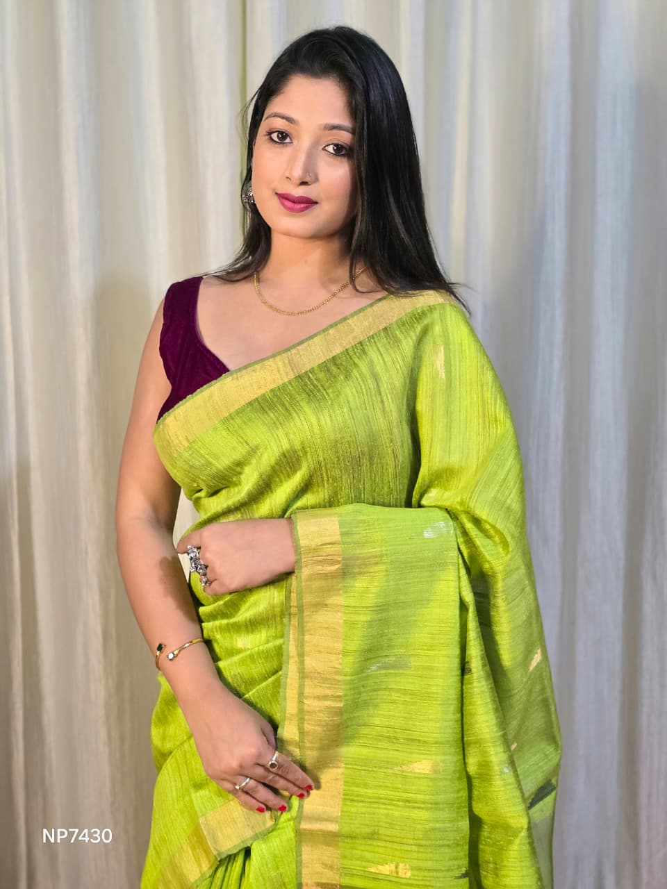 Pure Matka Jamdani Handwoven Saree In Lime Green - 165