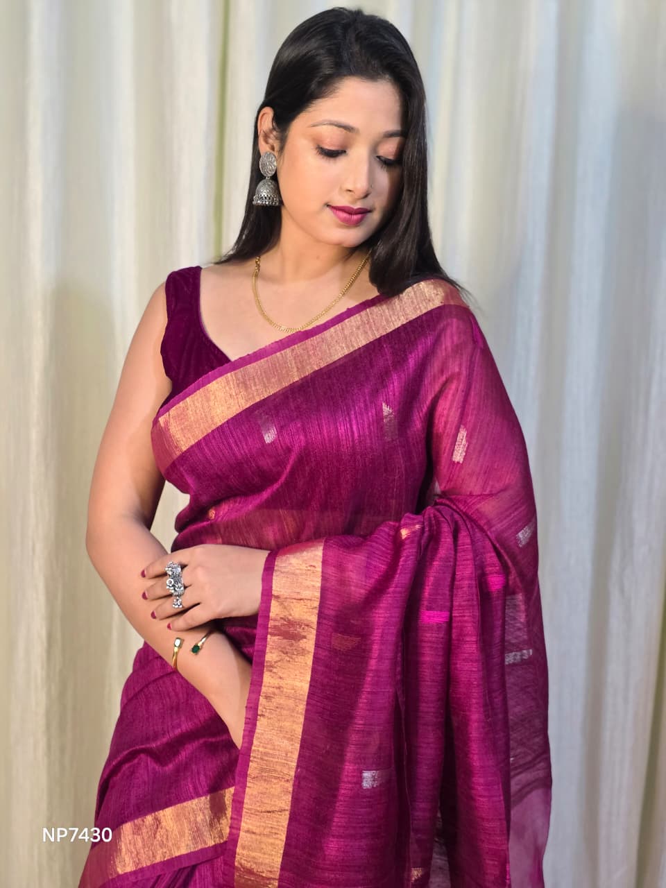 Pure Matka Jamdani Handwoven Saree In Grape Purple - 164