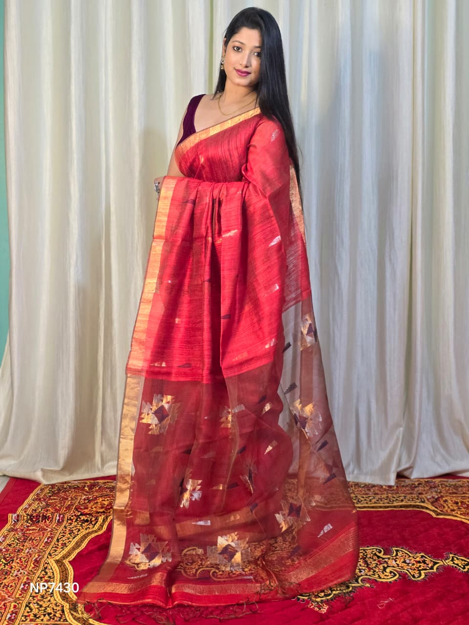 Pure Matka Jamdani Handwoven Saree In Ruby Red - 163