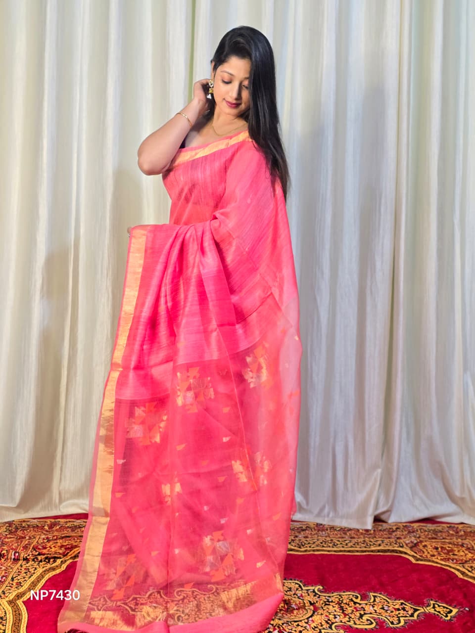 Pure Matka Jamdani Handwoven Saree In Deep Pink - 162