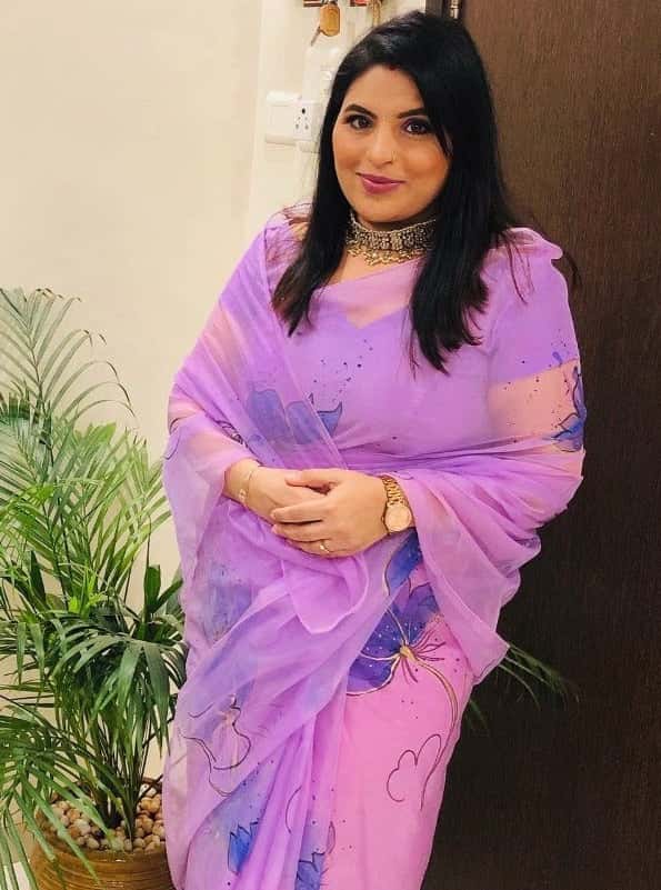 Lotus Flower Handpaint on Violet-Organza Hand-painted Sari-033 - indeloom