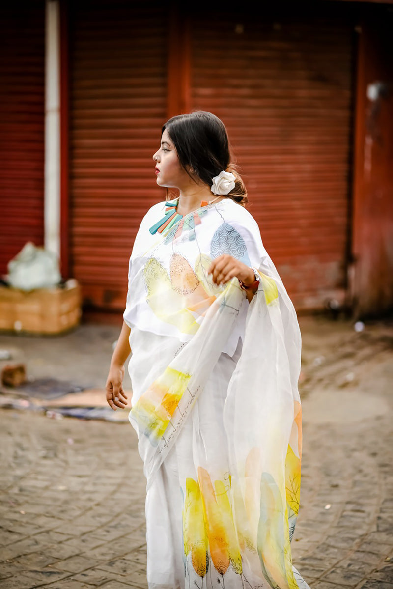 The Feathers Of Bird In Ivory White-Organza Hand-painted Saree
